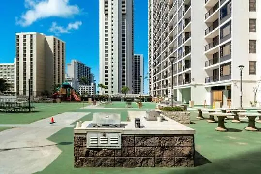 Elevated Condo With Diamond Head & Ocean Views, Steps From Waikiki Beach Honolulu Estados Unidos da América