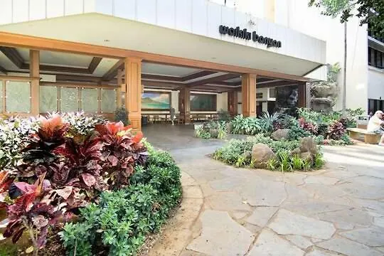 Апартаменты Elevated Condo With Diamond Head & Ocean Views, Steps From Waikiki Beach Гонолулу